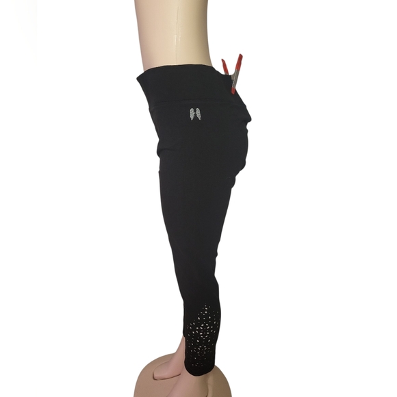 Victoria's Secret Black Leggings with Cutout Design - Picture 2 of 8